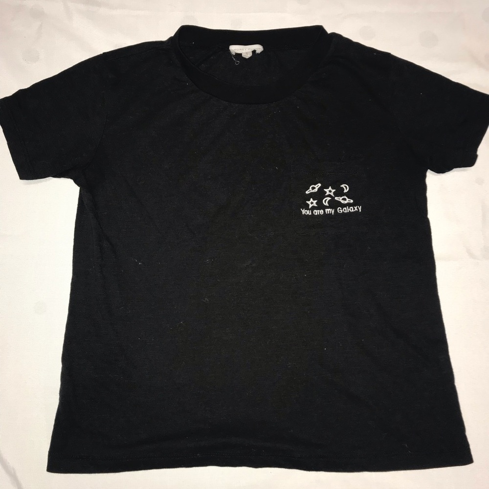 Black Tee